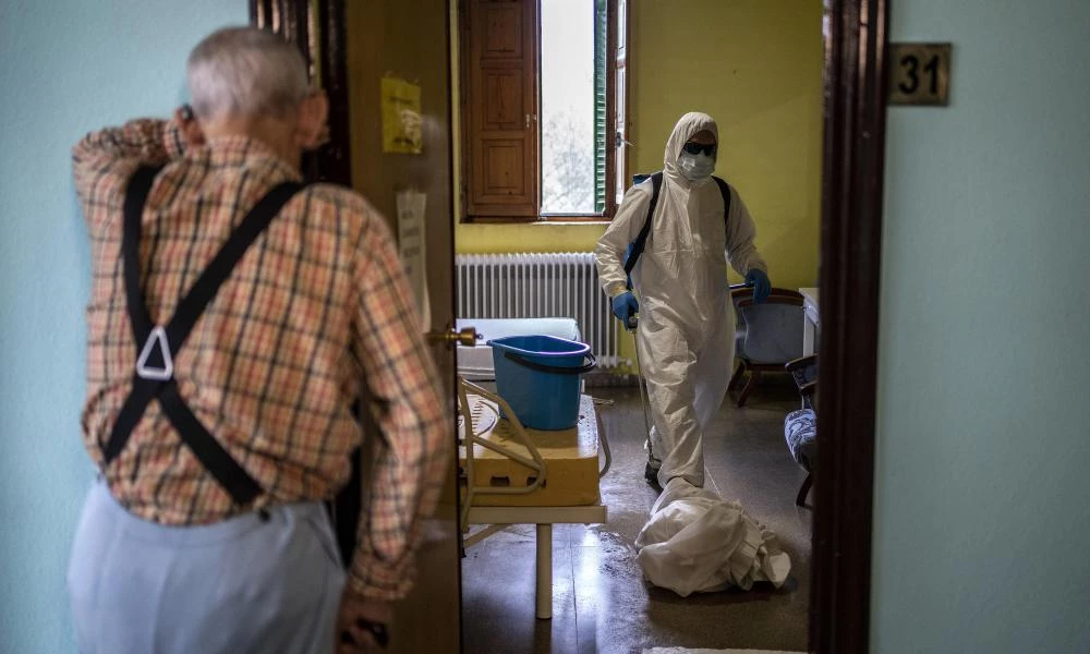 Ισπανία: Εκατοντάδες ποινικές έρευνες για λάθη σε γηροκομία